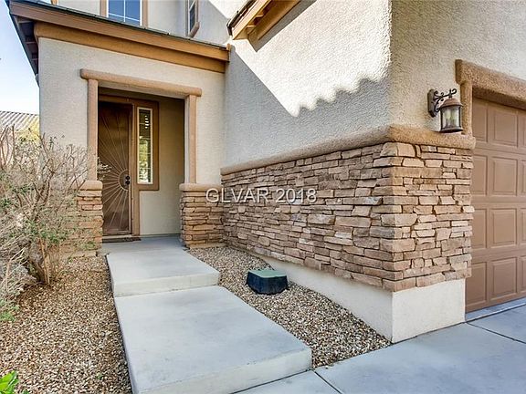3rd image of 6055 Moonlight Beach St