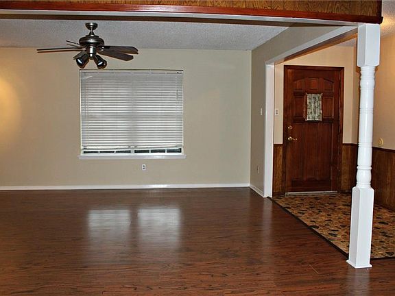 4th image of 10305 Kingswood Cir