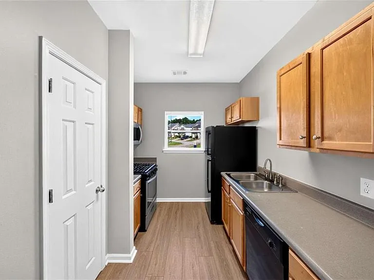4852 Tangerine Cir — Photo 9