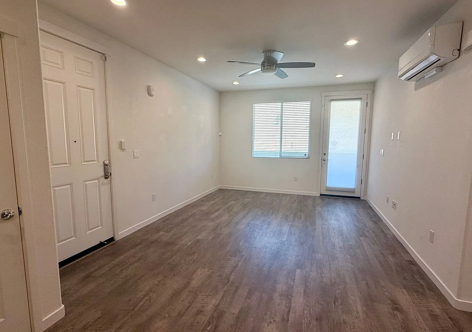 One Bed/One Bath Condo — Photo 4