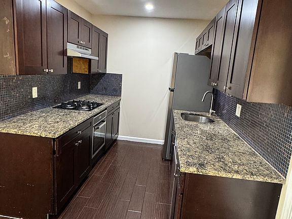 3rd image of 8306 Hathaway Dr