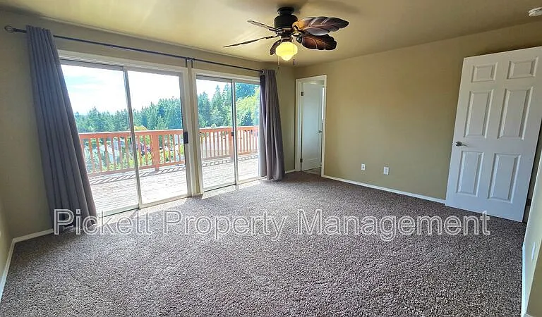 1367 NW Rockford Cir — Photo 21