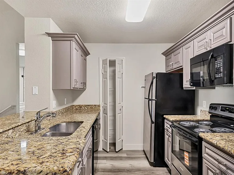 8911 Manor Loop #205 — Photo 12