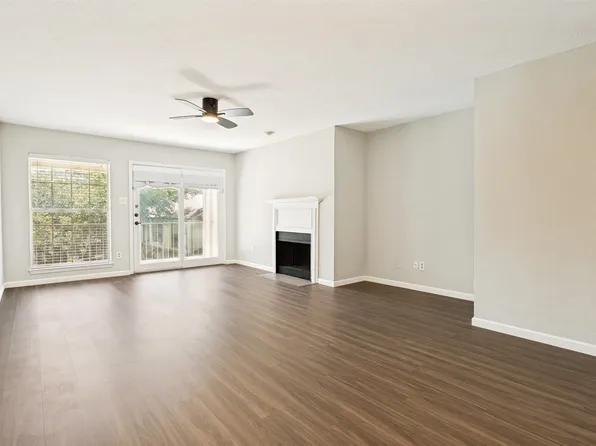 2535 Wedglea Dr APT 224, Dallas, TX 75211