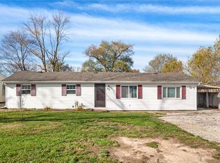 201 Bernard Dr, Belleville, IL 62223