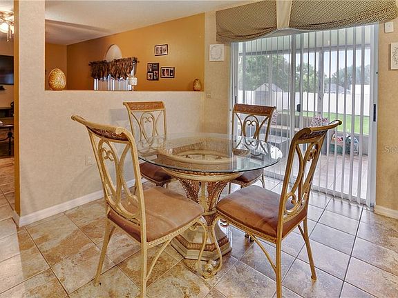 5th image of 14137 Spring Hill Dr