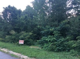 208 Farmington Ct, Moore, SC 29369