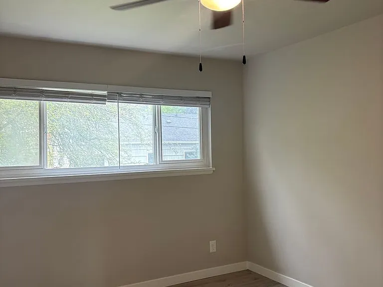 Jennifer Ryan Apartments — Photo 17