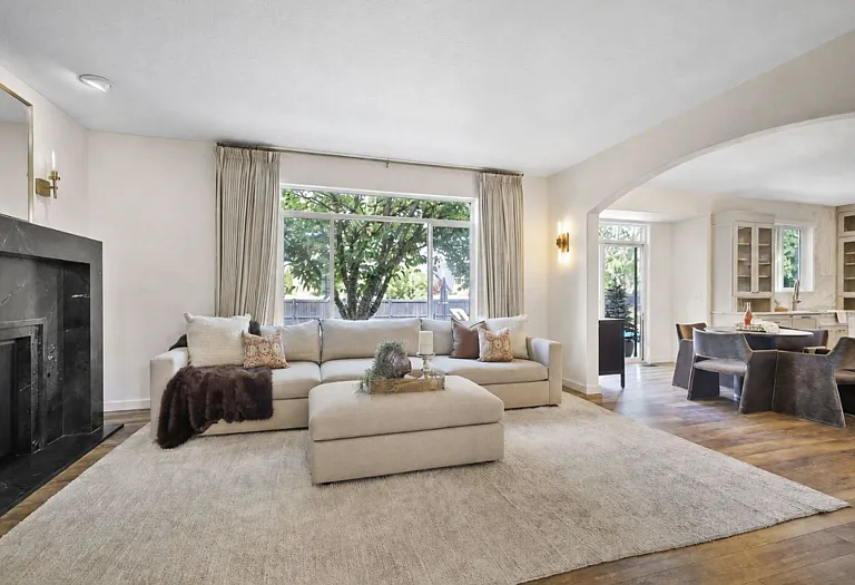24423 E Maxwell Ln — Photo 6