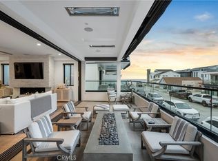 112 30th St, Newport Beach, CA 92663