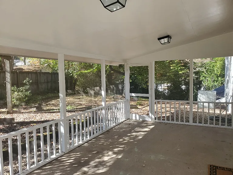 172 Grove St — Photo 15