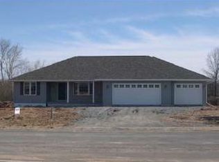 2081 S Weston Way, Green Bay, WI 54313