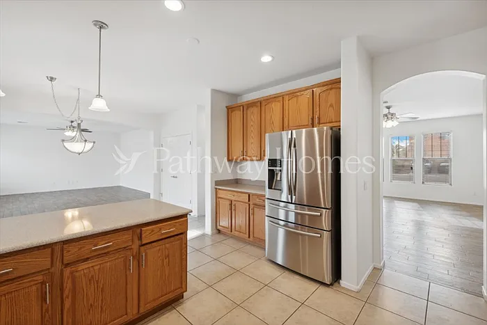 17762 W Watson Ln — Photo 5