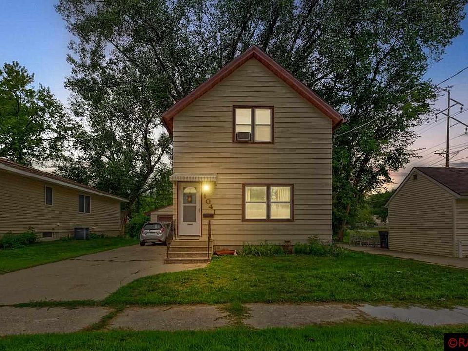 1041 Quincy St, North Mankato, MN 56003 Zillow