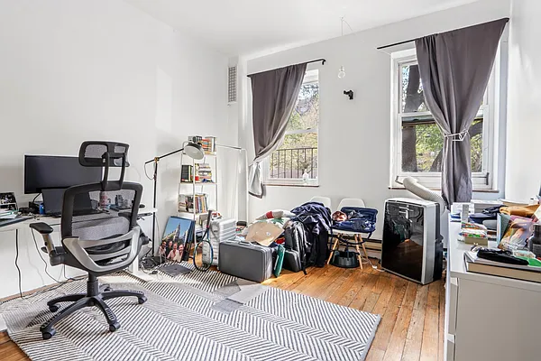 Rented by Oxford Property Group | media 16