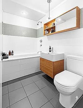 4th image of 30 Orchard St APT 3