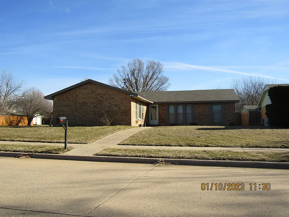 207 NE 46th St
