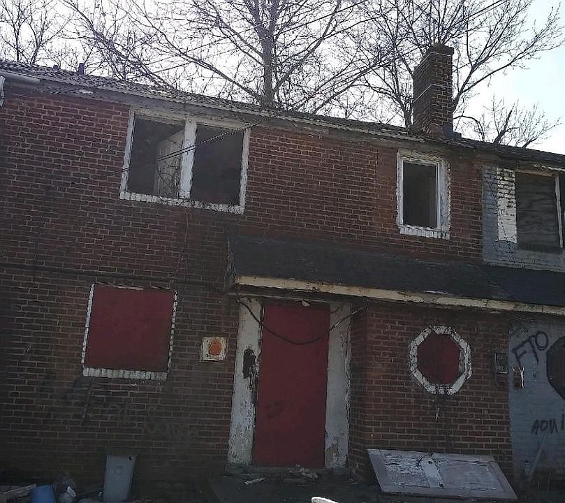 2nd image of 2727 Lehman St