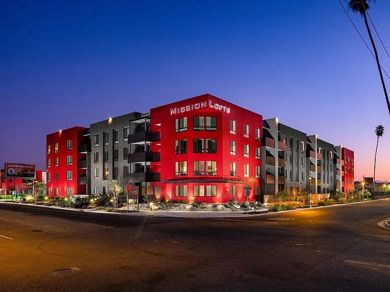 Mission Lofts — Photo 32