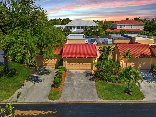1437 Larkspur Dr, Fort Myers, FL 33901