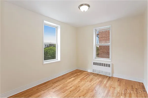 Sold by Oxford Property Group | media 15