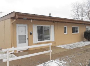 33263 Vine St APT 12, Willowick, OH 44095