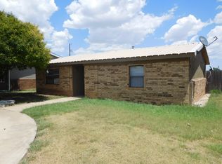 2630 N Seminole Dr, Pampa, TX 79065