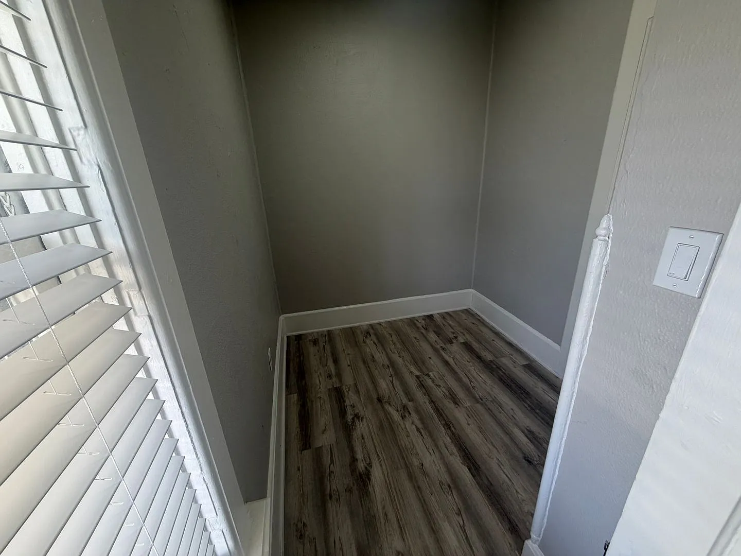 338 W Reservoir Ave — Photo 2