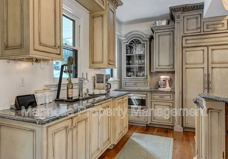 1532 N Nevada Ave — Photo 18