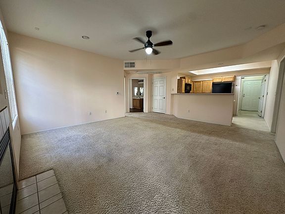 3rd image of 5855 Valley Dr Unit 1091