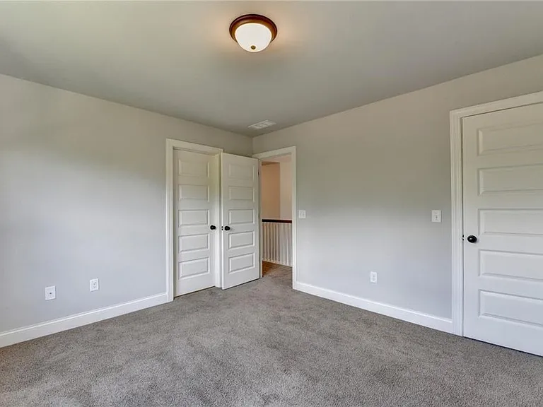 235 Bella Dr — Photo 74