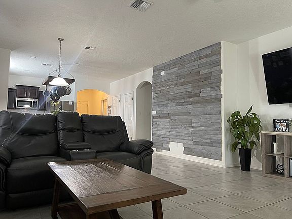 4th image of 5330 Camino Del Griego