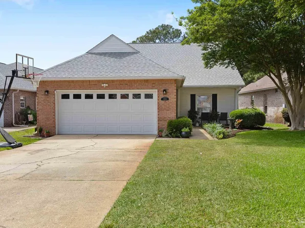 1329 Greenvista Ln, Gulf Breeze, FL 32563