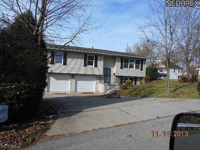 1st image of 192 Robinson Ave