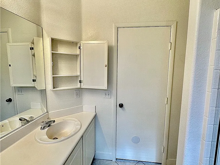 10232 Grecian Laurel Ct — Photo 20