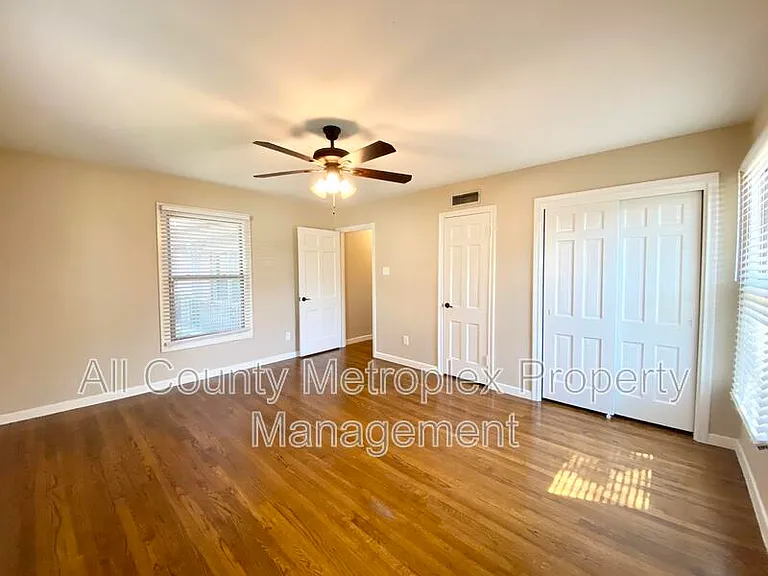 9560 Mercer Dr — Photo 8