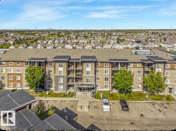 530 Watt Blvd SW, Edmonton, AB T6X 1P7