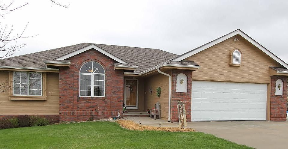 1st image of 21893 Hambsch Ln