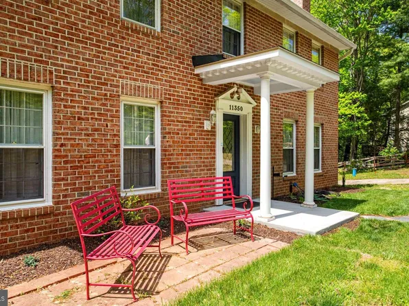 11350 Oakhurst Ln, Woodbridge, VA 22192