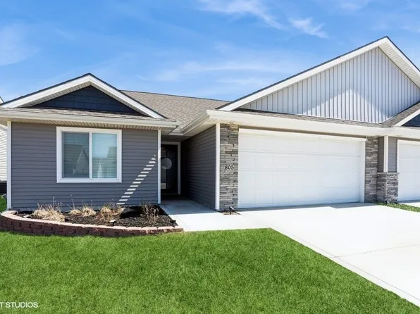 805 Cherry St NW, Bondurant, IA 50035