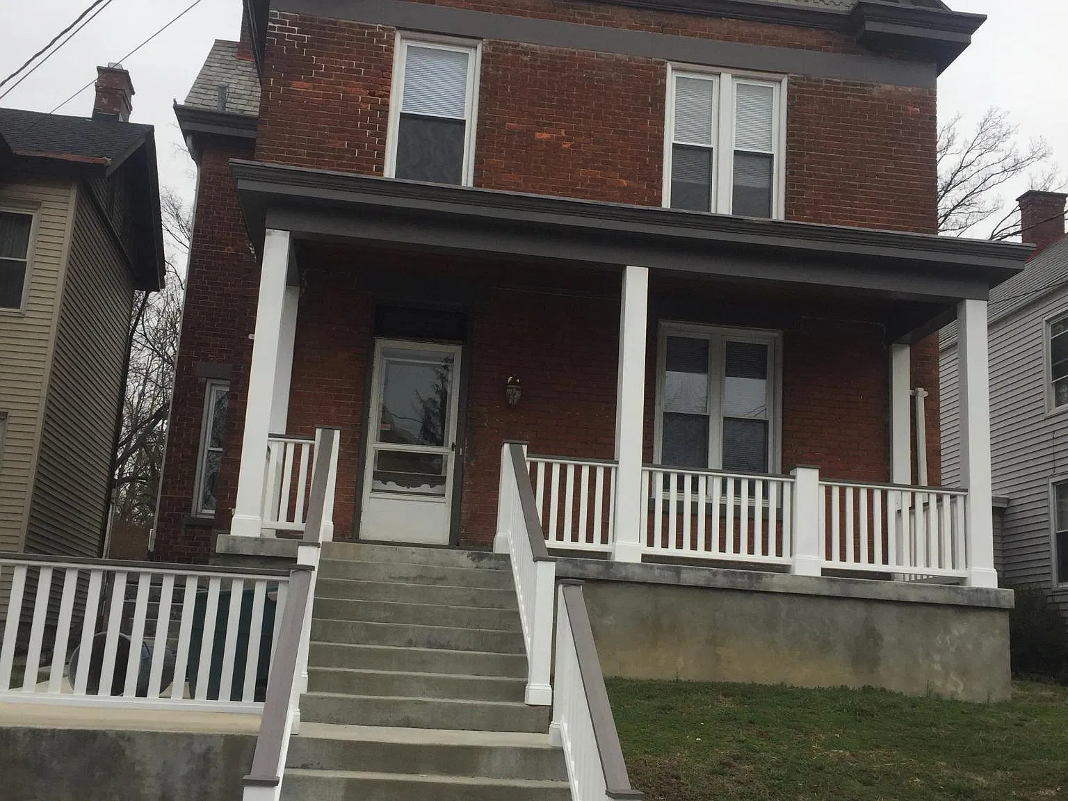 87 Albert St — Photo 1