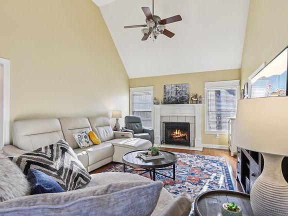 5th image of 115 Gatewood Dr