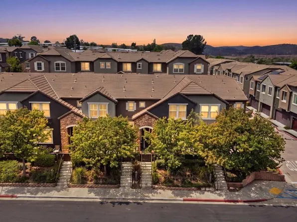 1404 Rosemonde Ln, Santee, CA 92071