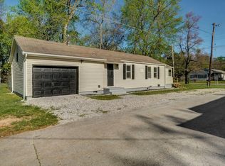 2842 E Cherry St, Springfield, MO 65802