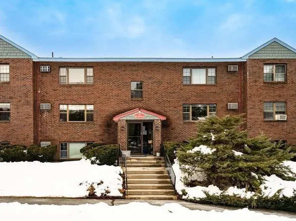 58 Spencer Rd APT 12K, Boxboro, MA 01719