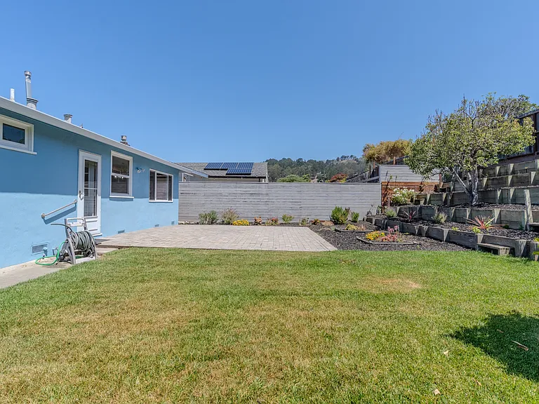 12 Cadiz Ct — Photo 16