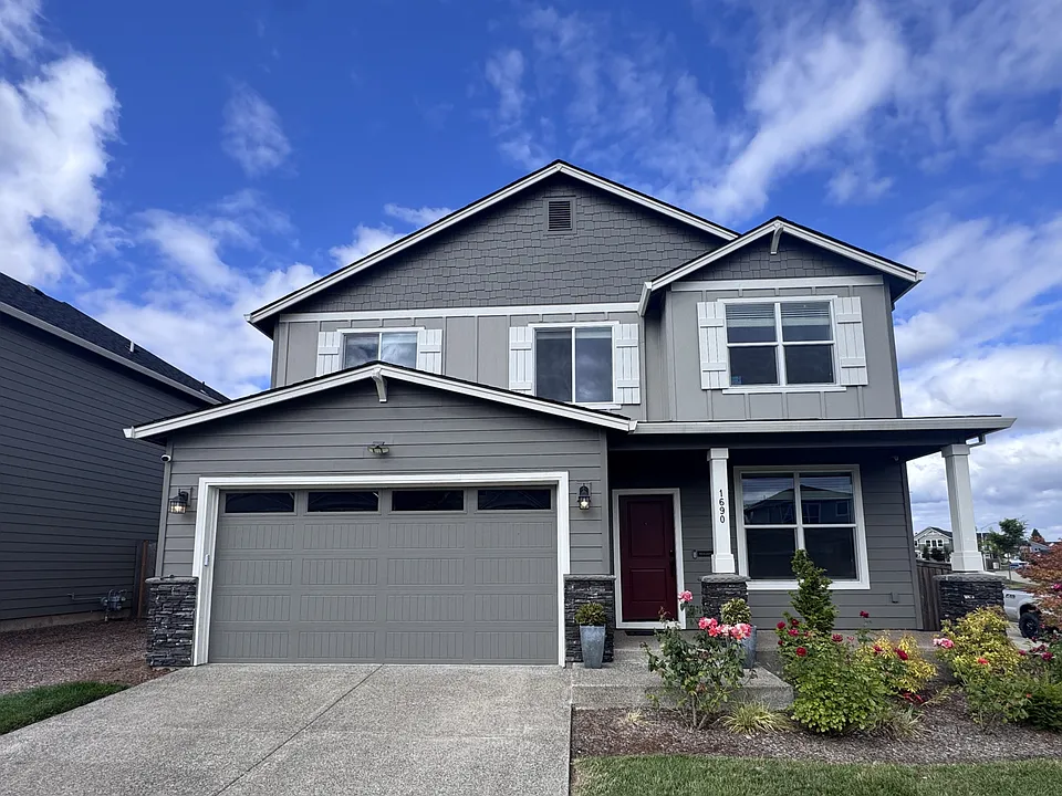 1690 S Quartz Dr