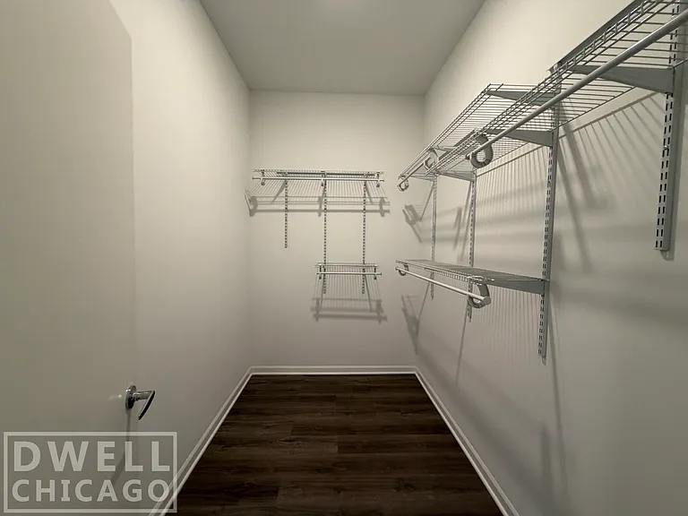 2500 S Wabash Ave #201 — Photo 15