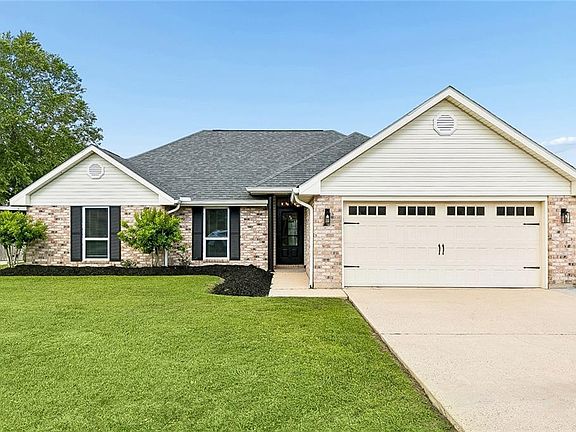 3rd image of 209 Bethany Dr