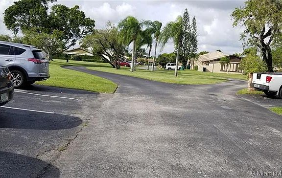 5th image of 12006 SW 110th Street Cir E